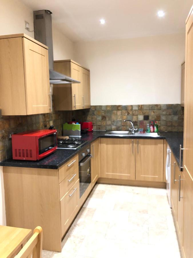 Greater London Holiday Let @ Hanwell Apartment Ngoại thất bức ảnh